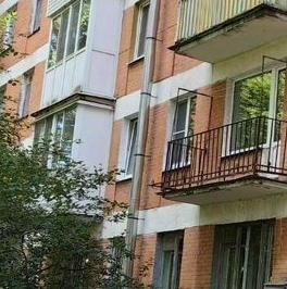 Продажа 2-комн квартиры на вторичном рынке Красное Село, улица Освобождения, 32