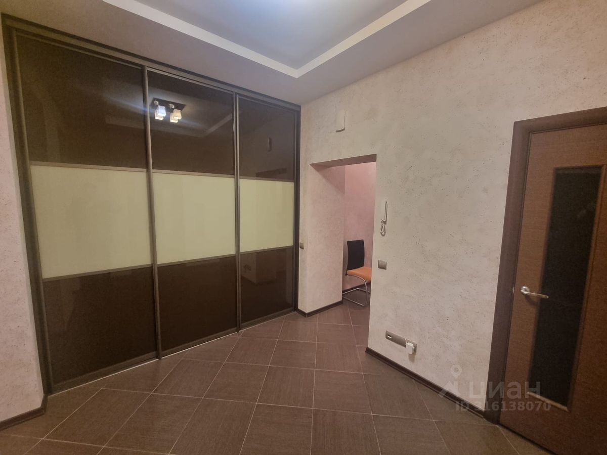 Продажа 5-комн квартиры на вторичном рынке Королев, проспект Королева, 3г