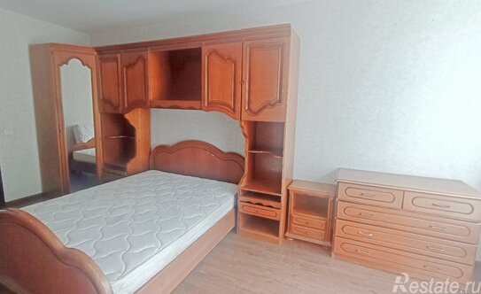 Продажа 3-комн квартиры на вторичном рынке улица Генерала Белова,  д. 13