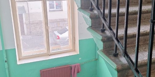 3-комн квартира улица Крупской, 39