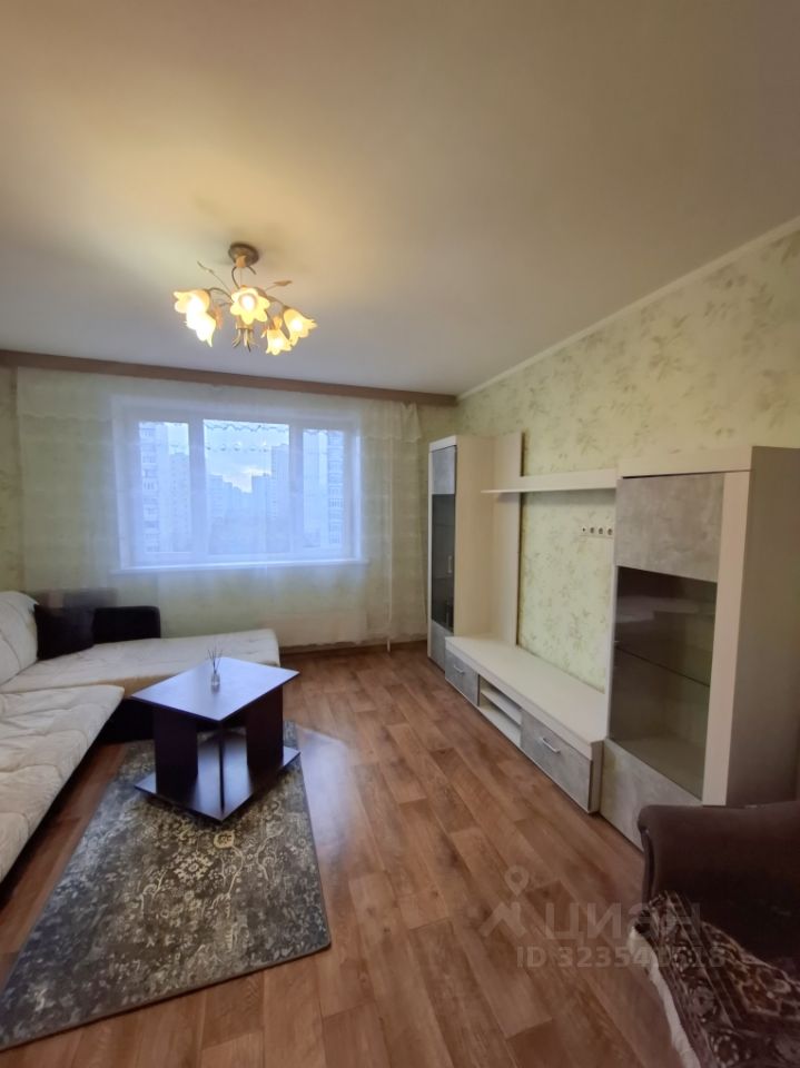 Аренда 2-комн квартиры на вторичном рынке улица Борисовские Пруды, 44