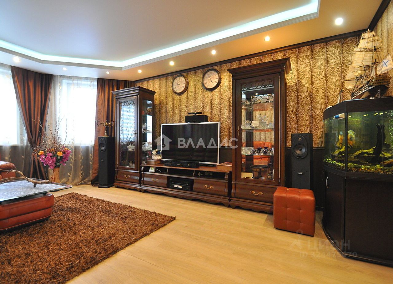Продажа 3-комн квартиры на вторичном рынке улица Адмирала Лазарева, 19
