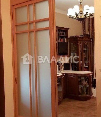 3-комн квартира 12-я Красноармейская улица, 3