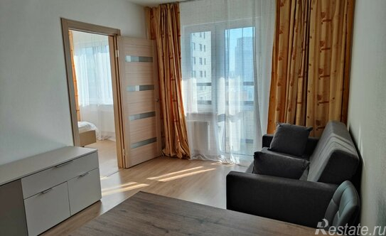 Продажа 1-комн квартиры на вторичном рынке Дыбенко ул,  д. 5,  к. 1