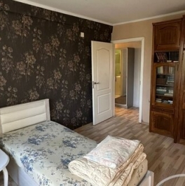 Продажа 2-комн квартиры на вторичном рынке улица Крыленко,  д. 21 к2