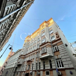 Продажа 5-комн квартиры на вторичном рынке Обыденский 1-й пер,  д. 9/12