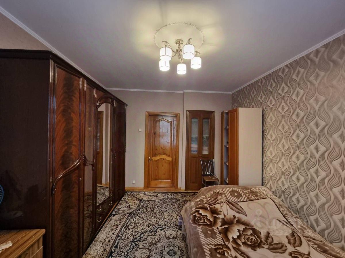 Продажа 3-комн квартиры на вторичном рынке Подольск, Революционный проспект, 16