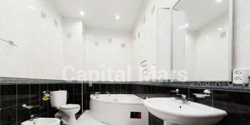 3-комн квартира улица Столетова,  д. 7