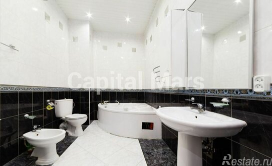 Аренда 3-комн квартиры на вторичном рынке улица Столетова,  д. 7