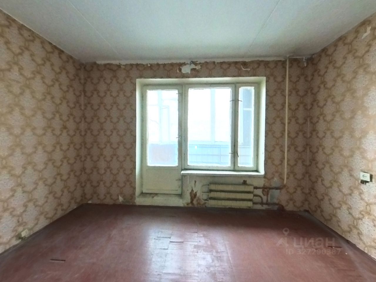 Продажа 3-комн квартиры на вторичном рынке улица Маршала Захарова, 27