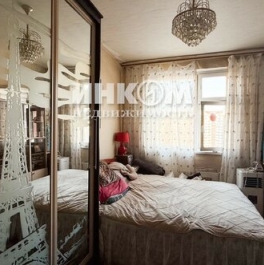 Продажа 2-комн квартиры на вторичном рынке Рождественская улица,  д. 12