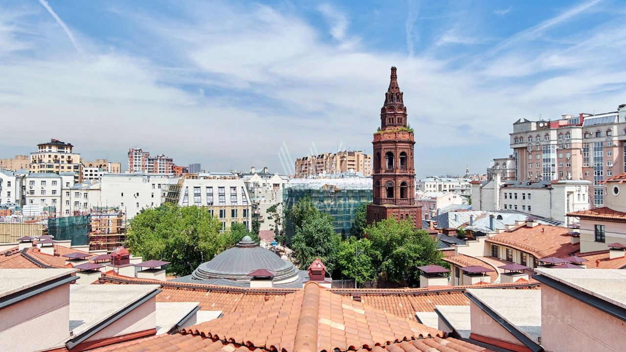 Продажа 5-комн квартиры на вторичном рынке улица Фадеева, 4А