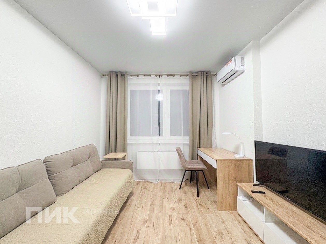 Аренда 2-комн квартиры на вторичном рынке д. Сапроново, улица Западный квартал, 7к1