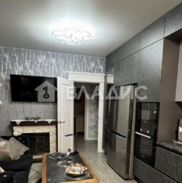 Продажа 2-комн квартиры на вторичном рынке проспект Королёва,  д. 62