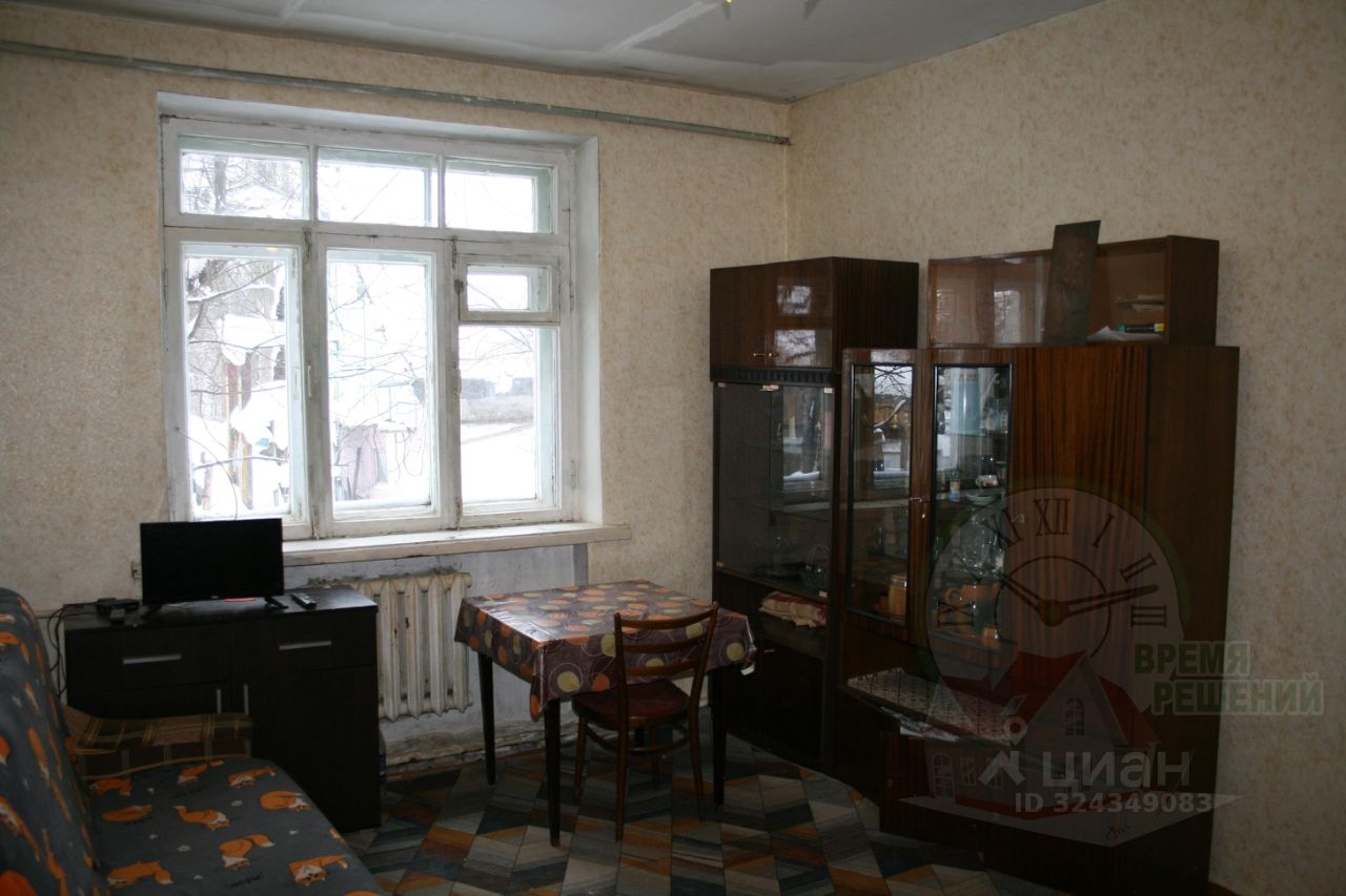 Продажа 2-комн квартиры на вторичном рынке Первомайский мкр, Садовая улица, 6