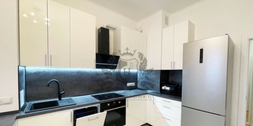 3-комн квартира Институтский проспект,  д. 11