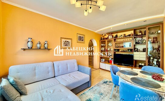 Продажа 3-комн квартиры на вторичном рынке Софийская улица,  д. 55