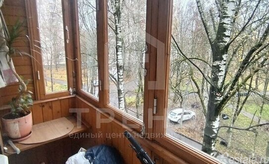 Продажа 1-комн квартиры на вторичном рынке Космонавтов пр-кт,  д. 52 к4