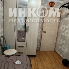 Продажа 2-комн квартиры на вторичном рынке улица Коминтерна,  д. 33 к2