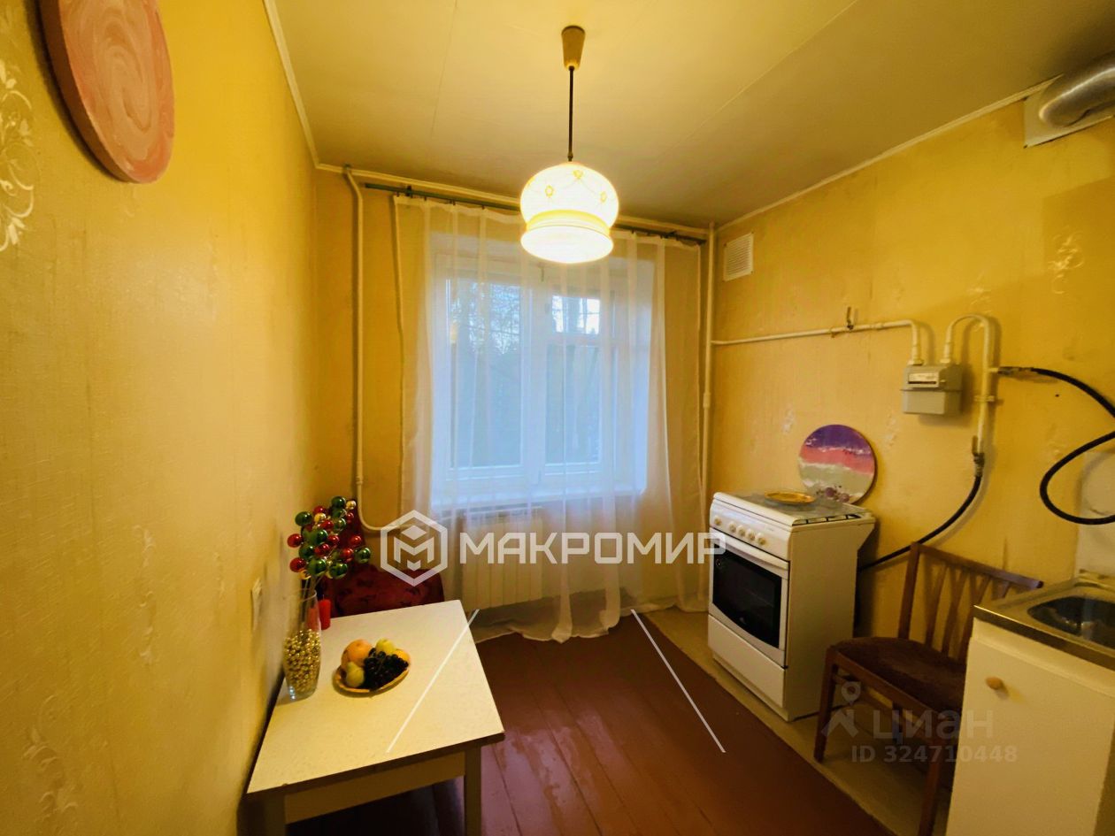 Продажа 1-комн квартиры на вторичном рынке Всеволожск, улица Комсомола, 2