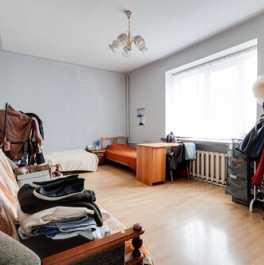 Продажа 2-комн квартиры на вторичном рынке Дубровская 1-я ул,  д. 7/10