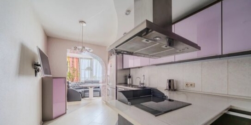 3-комн квартира Космонавтов пр-кт,  д. 61,  к. 2