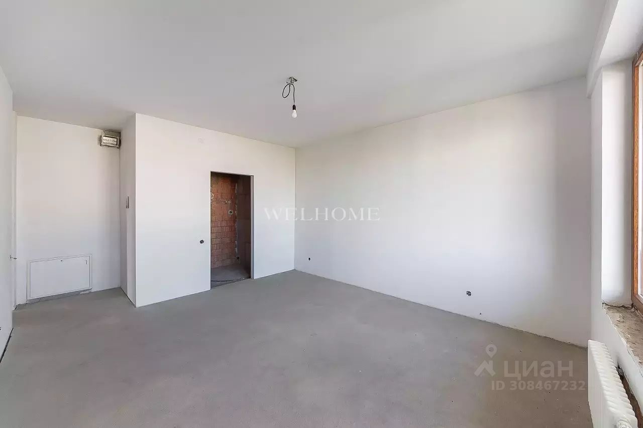 Продажа 3-комн квартиры на вторичном рынке улица Архитектора Власова, 6