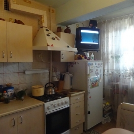 Продажа 2-комн квартиры на вторичном рынке Сланцы г, Шахтерской Славы ул,  д. 14