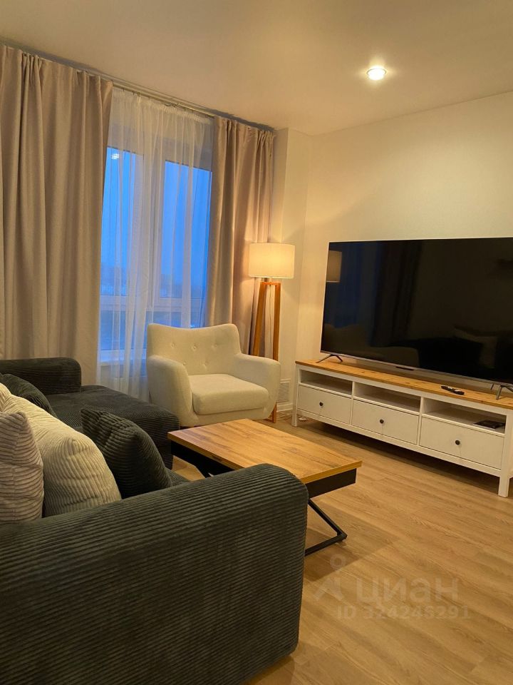 Аренда 3-комн квартиры на вторичном рынке улица Малая Очаковская, 4Ак2