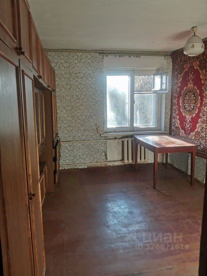 Продажа 1-комн квартиры на вторичном рынке Сланцы, улица Ломоносова, 48А