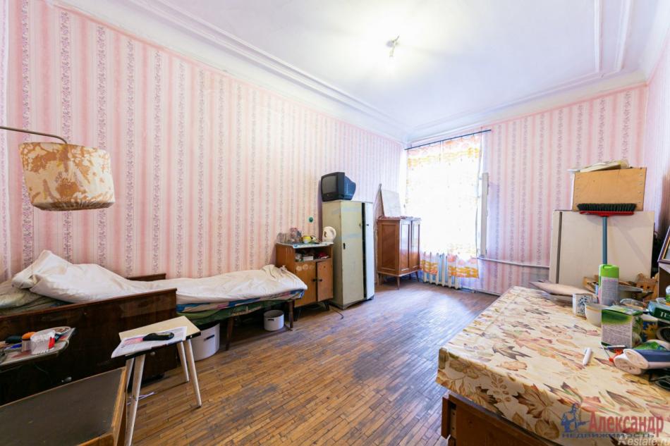 Продажа 4-комн квартиры на вторичном рынке Псковская ул. ,  д. 5