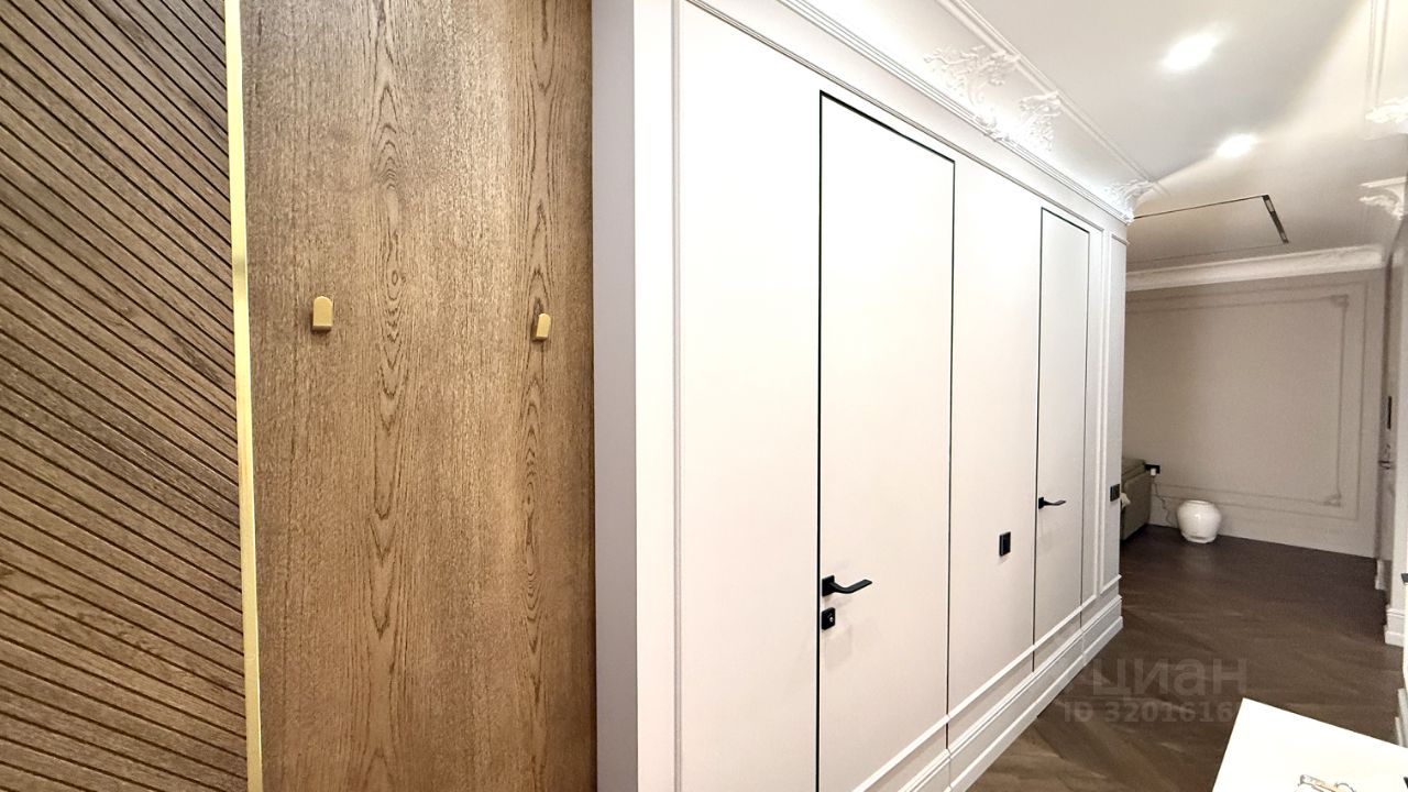 Продажа 3-комн квартиры на вторичном рынке Белоостровская улица, 7