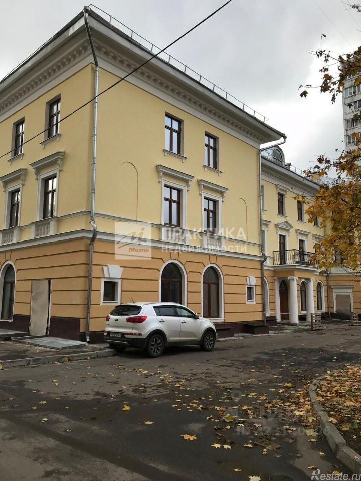 Продажа отдельного здания улица Чистова,  д. 10