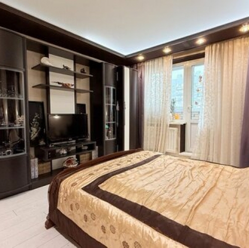 3-комн квартира Авиаконструкторов пр-кт,  д. 24