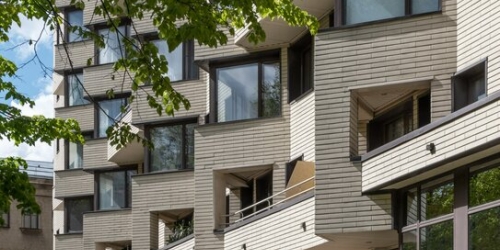 3-комн квартира улица Стасовой,  д. 4