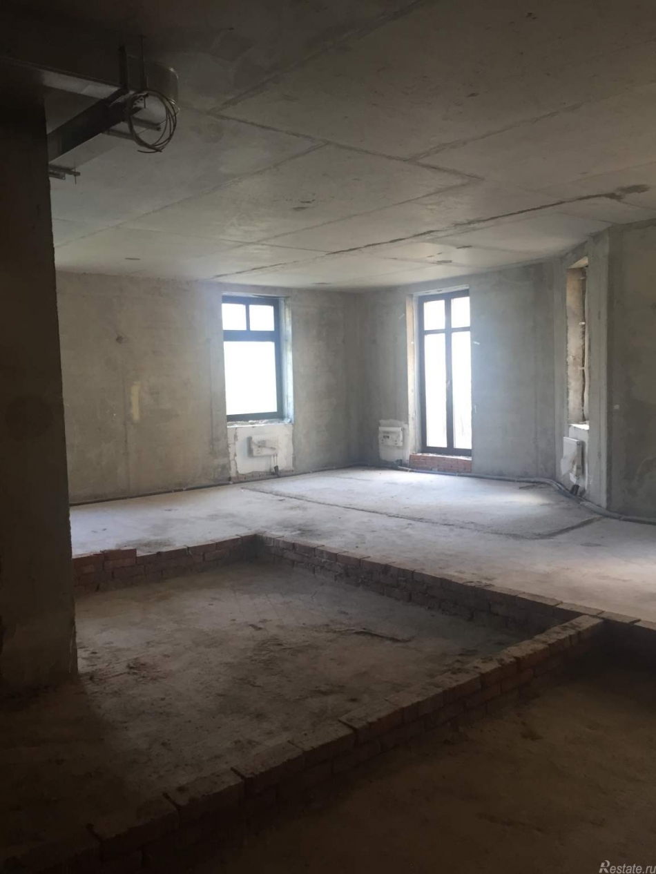 Продажа 2-комн квартиры на вторичном рынке Каретный Б. переулок,  д. 24,  к. стр2