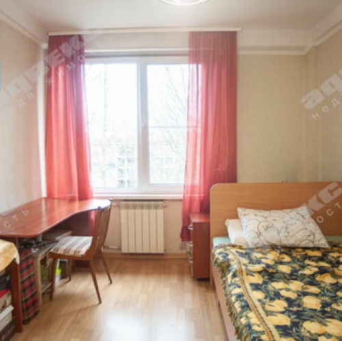 Продажа 2-комн квартиры на вторичном рынке Колпино г, Павловская ул,  д. 78