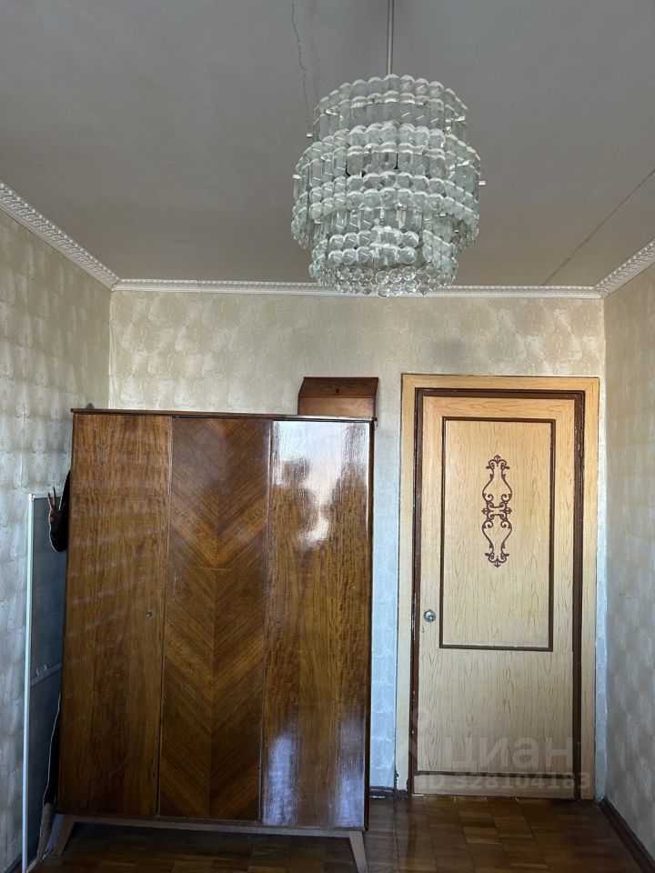 Продажа 3-комн квартиры на вторичном рынке Кузнецовская улица,  д. 10А