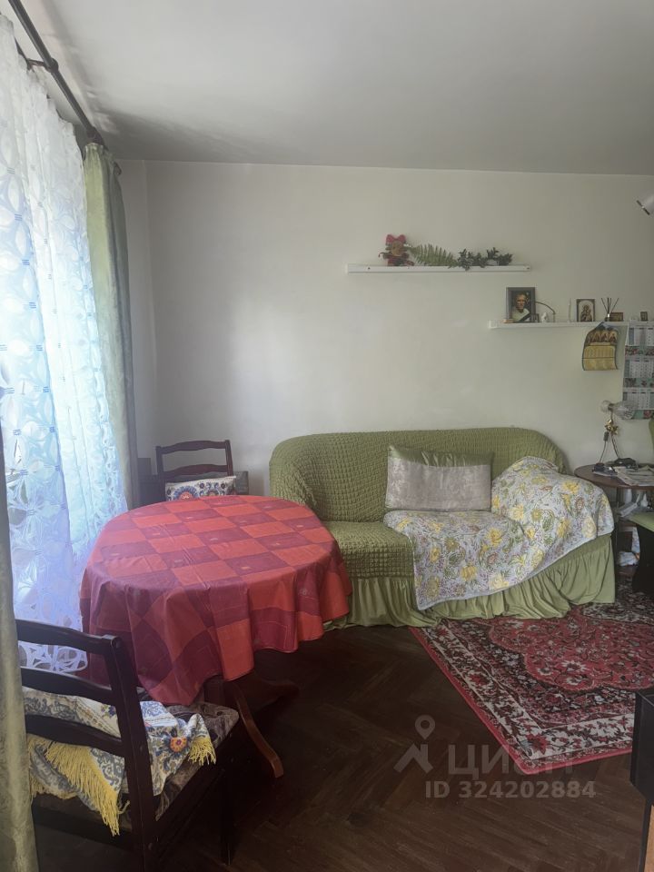 Продажа 3-комн квартиры на вторичном рынке улица Седова, 49