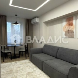 Продажа 2-комн квартиры на вторичном рынке Севастопольский проспект,  д. 3 к4