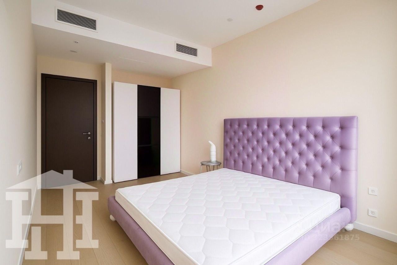 Продажа 2-комн квартиры на вторичном рынке 1-й Красногвардейский проезд, 22с1