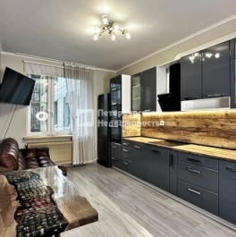 Продажа 2-комн квартиры на вторичном рынке ул Адмирала Коновалова,  д. 2-4