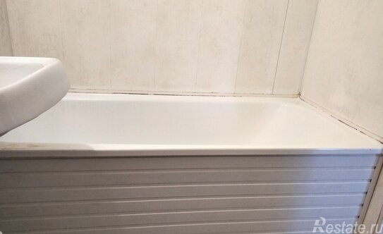 Продажа 1-комн квартиры на вторичном рынке Голубое, ул Родниковая,  д. 1