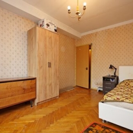 Продажа 3-комн квартиры на вторичном рынке Сетуньский 2-й проезд,  д. 11