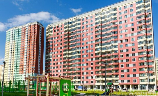 Продажа 1-комн квартиры на вторичном рынке ул Вертолётчиков,  д. 9,  к. 1