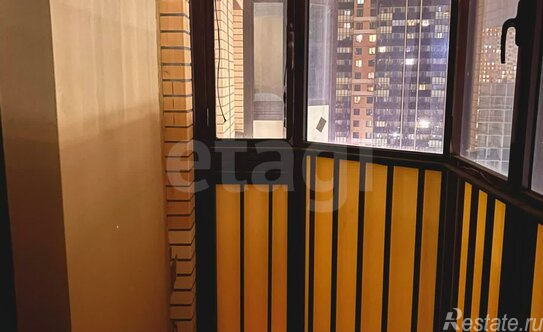 Продажа 1-комн квартиры на вторичном рынке Мурино г, Воронцовский б-р,  д. 19 к1