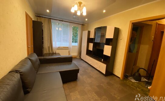 Продажа 3-комн квартиры на вторичном рынке Альпийский переулок,  д. 10