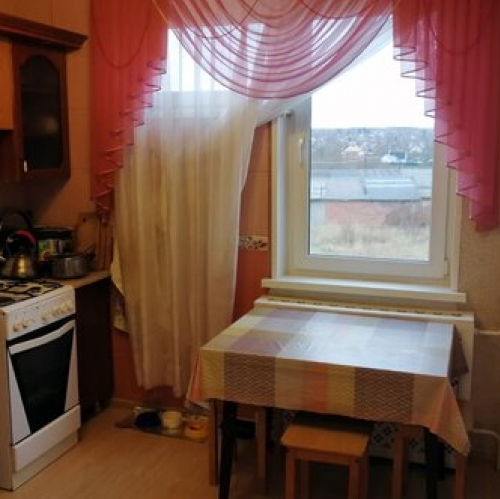 2-комн квартира Никольское городское поселение, Пионерская улица,  д. 5