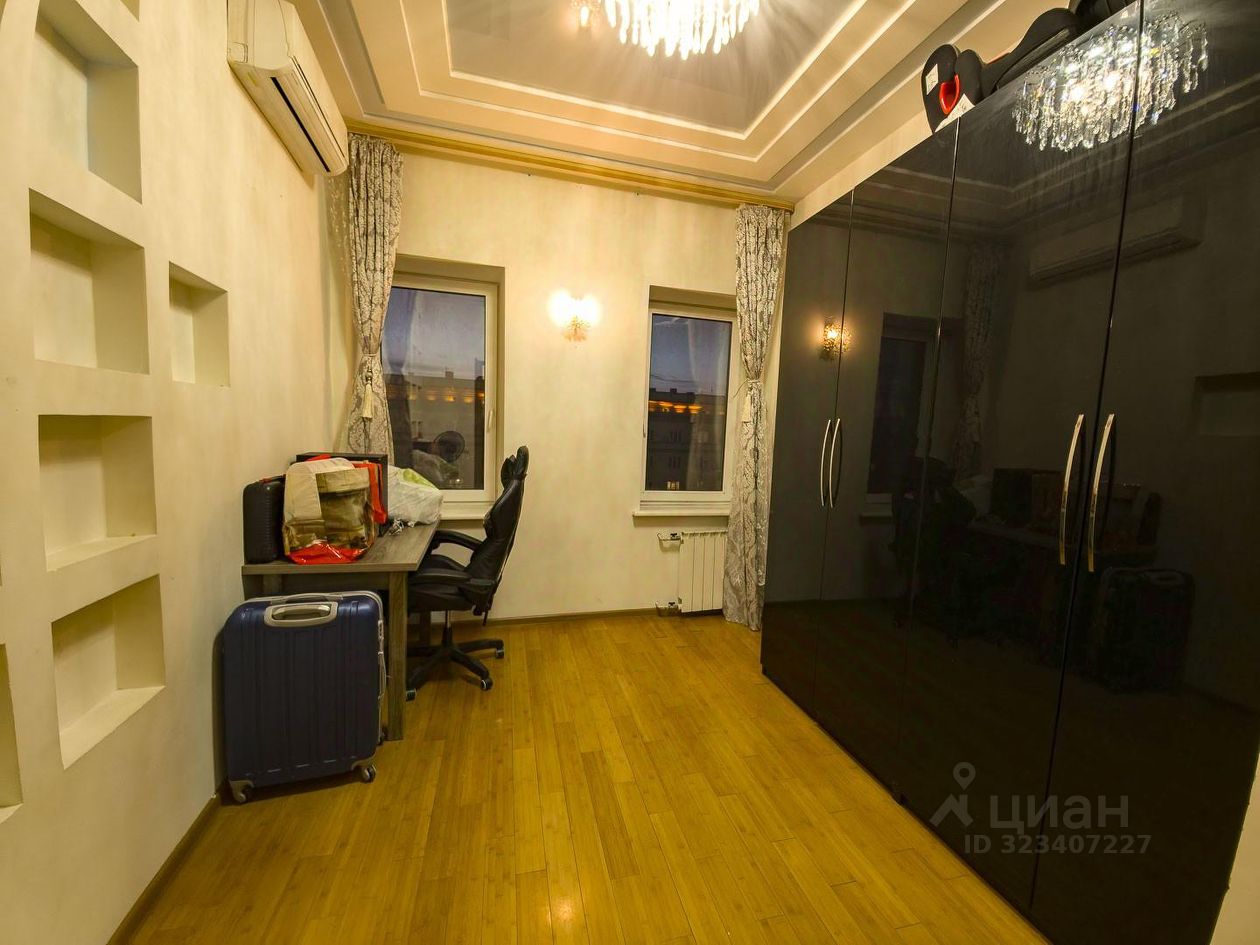 Аренда 3-комн квартиры на вторичном рынке улица Земляной Вал, 25