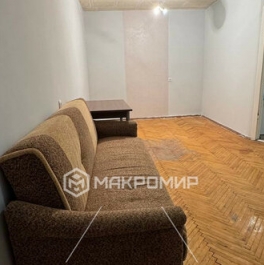 Продажа 1-комн квартиры на вторичном рынке Витебский пр-кт,  д. 83
